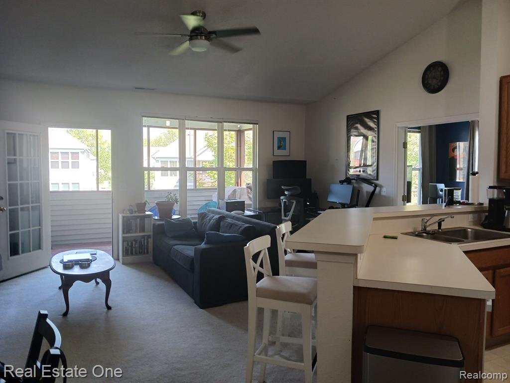 1495 FOX POINTE Circle, Ann Arbor, MI 48108 — Photo 6