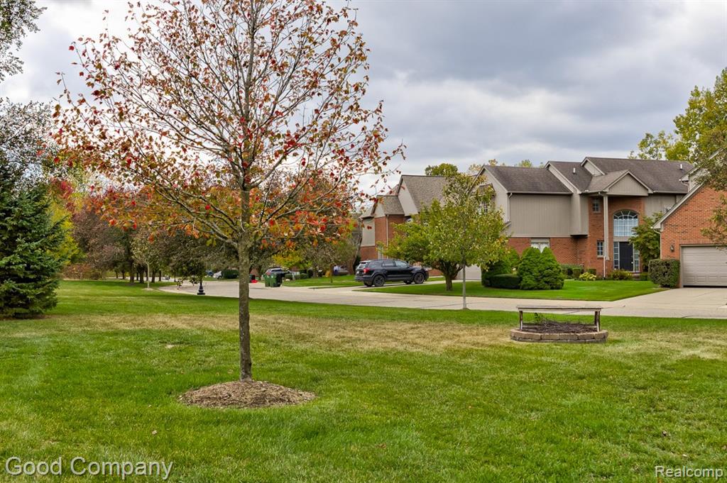 54683 Four Seasons Drive, Shelby Twp, MI 48316 — Photo 60