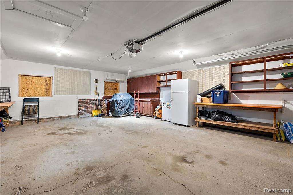 8918 Davisburg Road, Clarkston, MI 48348 — Photo 35