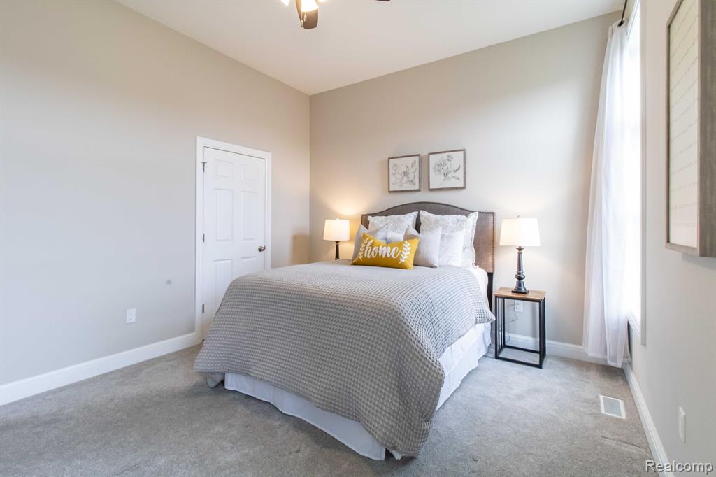 7788 YORKSHIRE Drive, Almont, MI 48003 — Photo 25