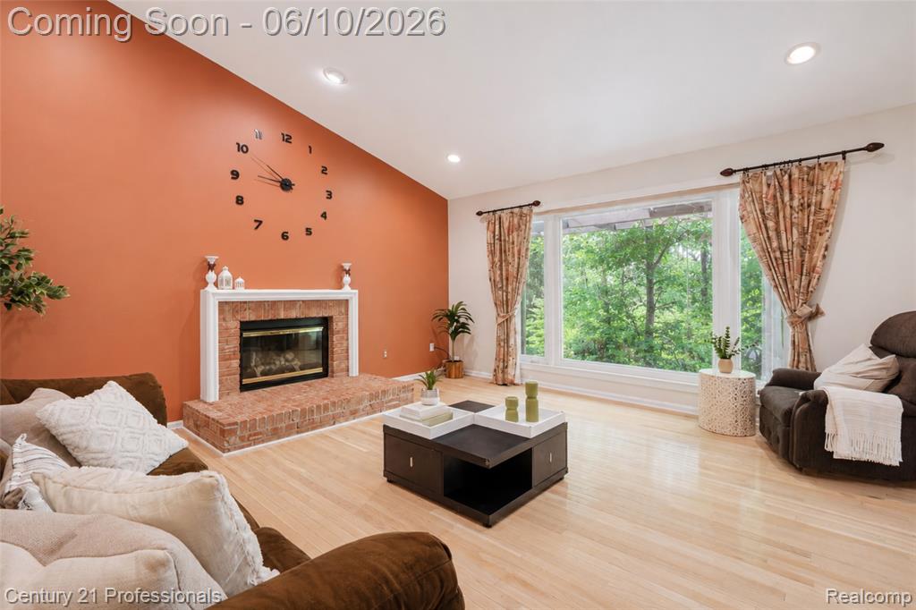 425 Cherry Grove Lane, Walled Lake, MI 48390 — Photo 31