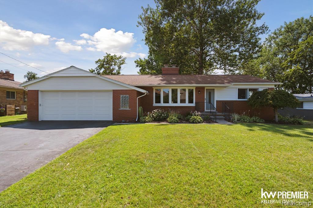 475 Berry Patch Lane, White Lake, MI — Photo 2