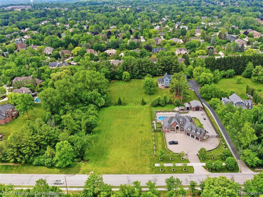 45625 W 9 Mile Road, Novi, MI — Photo 86