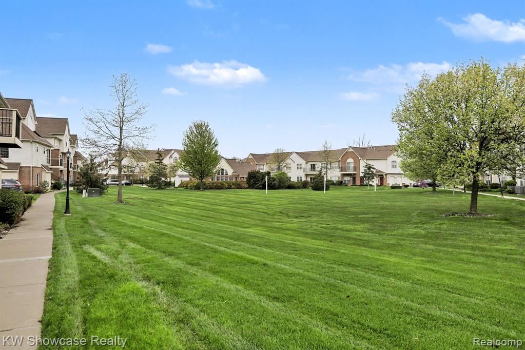 9519 Lakeside Drive, 91, Ypsilanti, MI 48197 — Photo 22