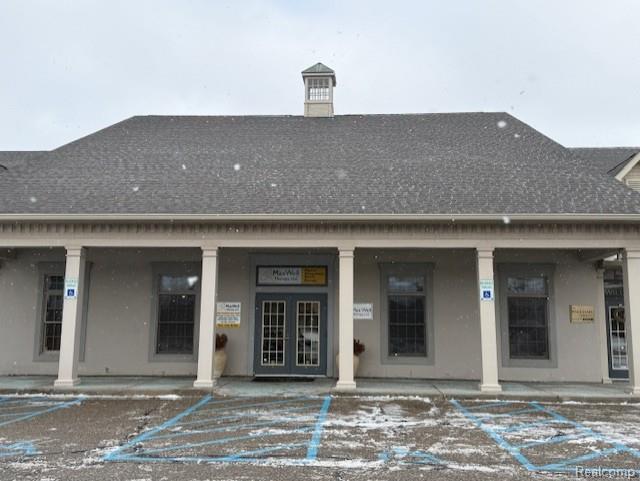8263 S Saginaw Street, Grand Blanc, MI 48439 — Photo 2