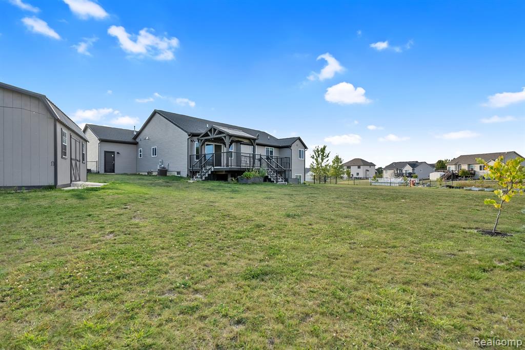 8185 Hidden Cove Court, Grand Blanc, MI 48439 — Photo 51