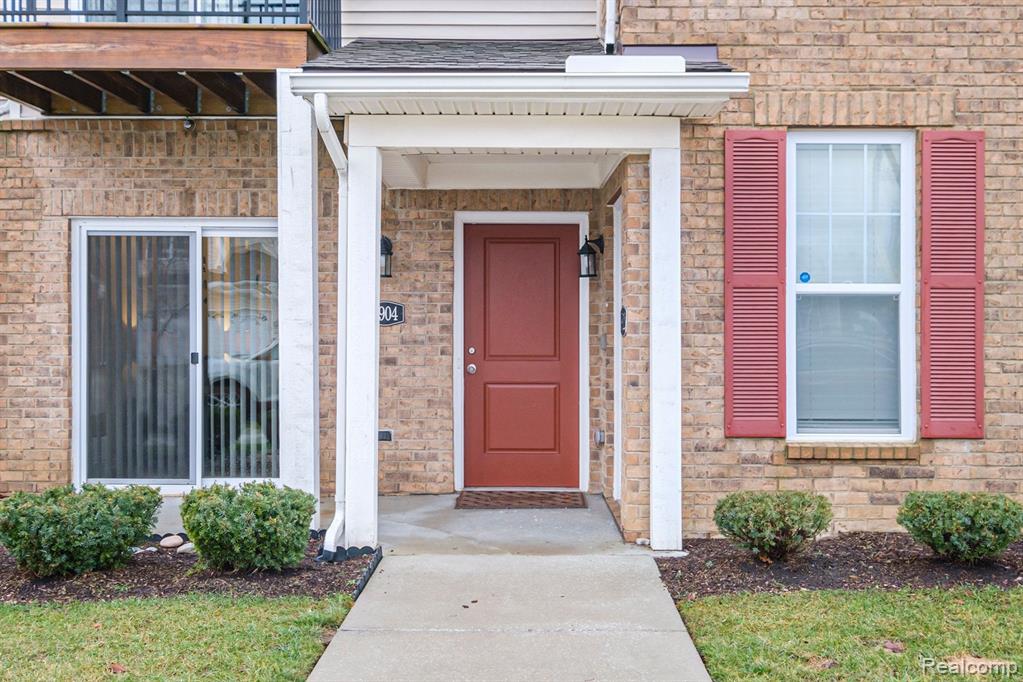 9904 RIDGE RUN Street, Howell, MI 48855 — Photo 3