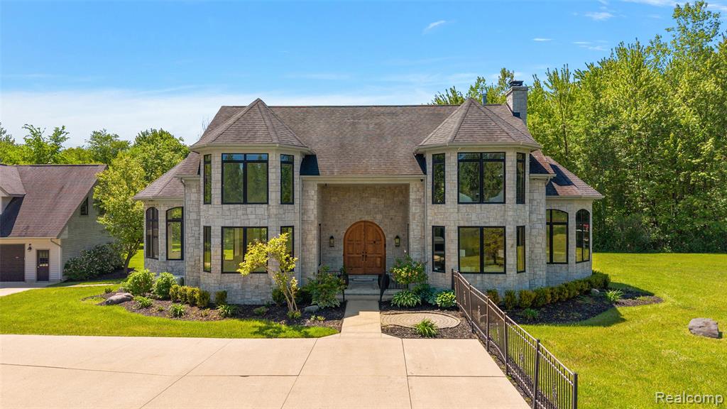 62502 Wayfaring Road, Ray, MI — Photo 2