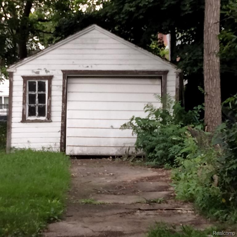 19207 MEYERS Road - Photo 5