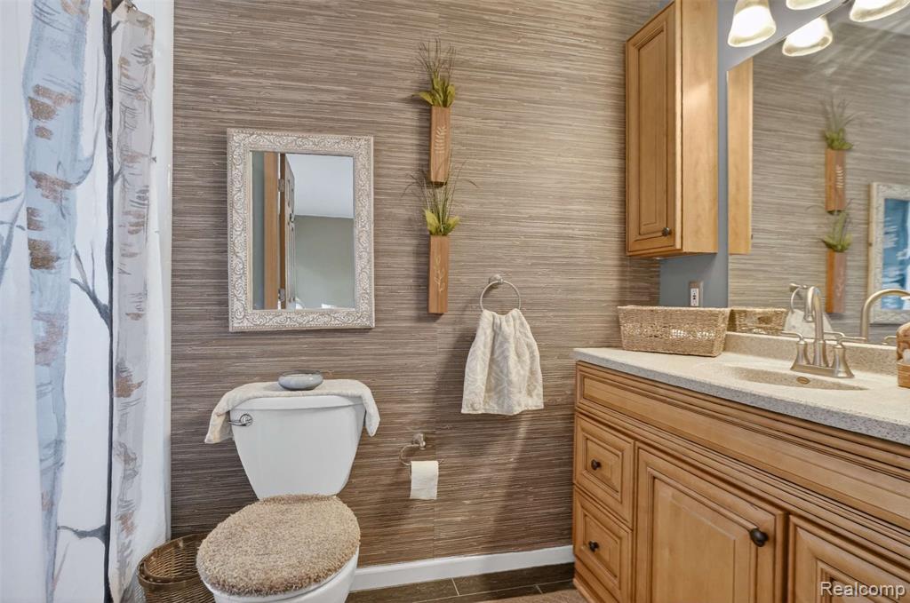 1180 N Hurd Road, Ortonville, MI 48462 — Photo 23