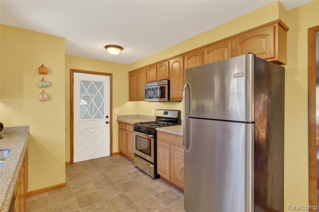 425 N Division Avenue, Holland, MI 49424 — Photo 7