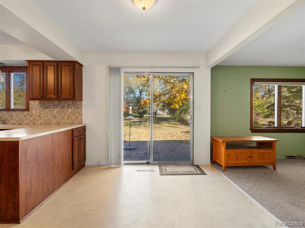 920 Grace Avenue, Rochester Hills, MI 48307 — Photo 21