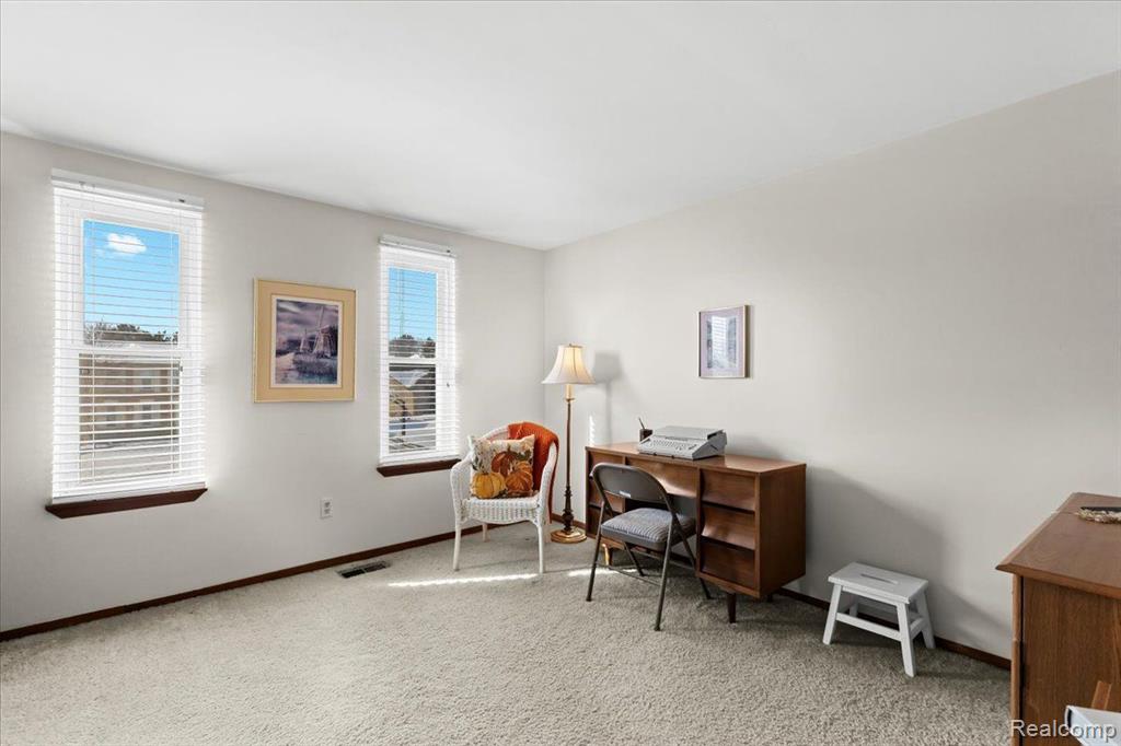 40528 LADENE Lane, Novi, MI — Photo 23