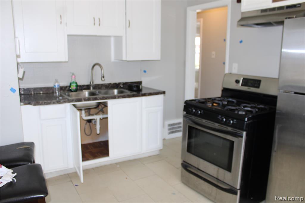 9107 Roselawn Street, Detroit, MI 48204 — Photo 15