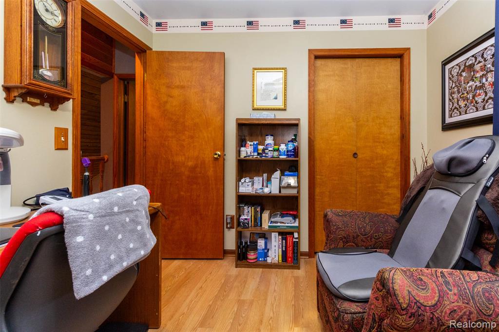 5327 Fern Drive, Fenton, MI 48430 — Photo 31