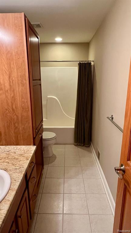 283 S ZEEB Road, 209, Ann Arbor, MI 48103 — Photo 11