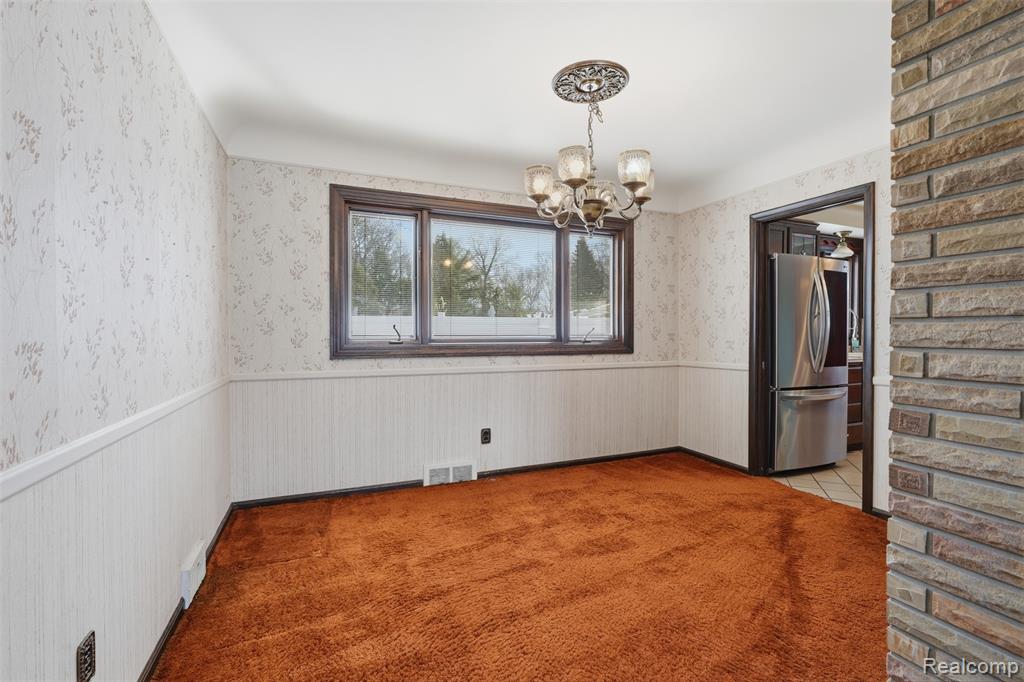 6006 Rosetta Street, Dearborn Heights, MI 48127 — Photo 15
