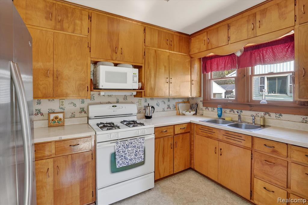 3005 Hanchett Street, Saginaw, MI 48604 — Photo 10