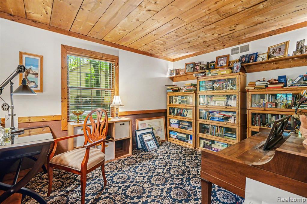 1435 Rolling Hills Drive, Howell, MI 48843 — Photo 9