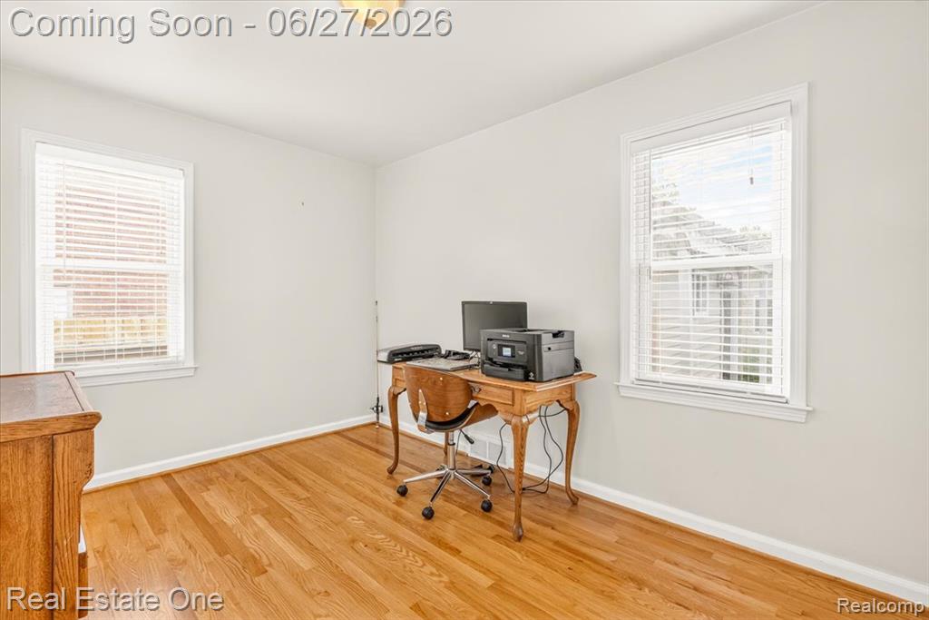 9900 Brookfield Street, Livonia, MI 48150 — Photo 28