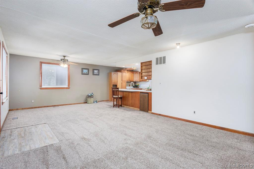 37281 Clio Street, Harrison Township, MI — Photo 10