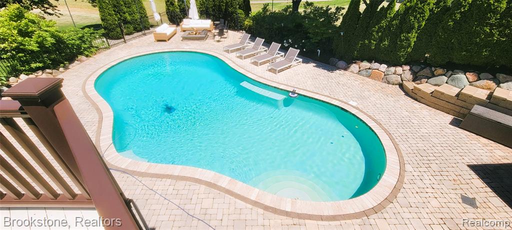 1270 Gleneagles, Highland, MI — Photo 5