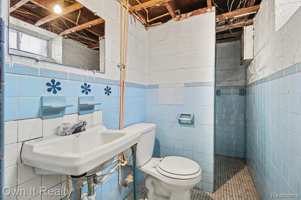 6791 Winthrop Street, Detroit, MI 48228 — Photo 22