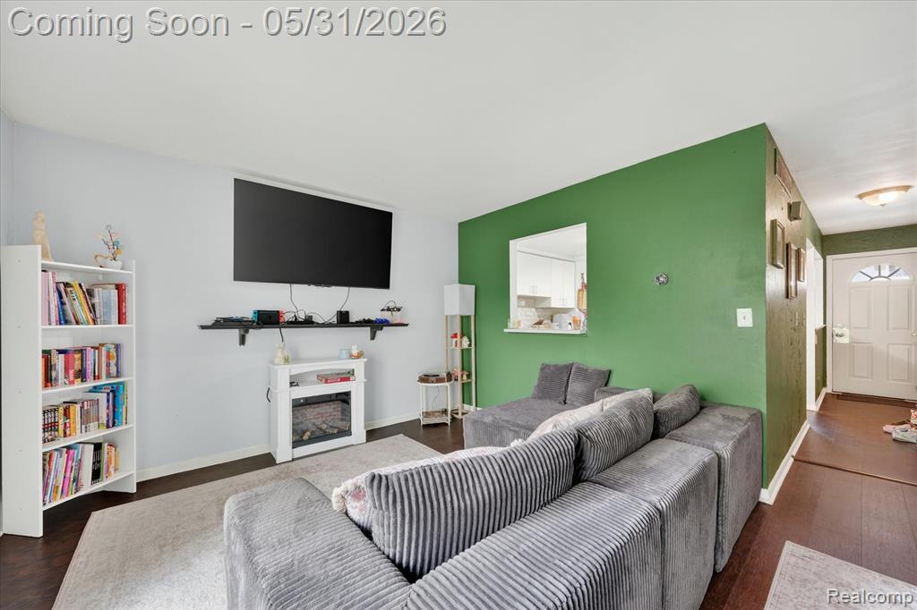 39700 Manor Drive, 10, Harrison Township, MI — Photo 6