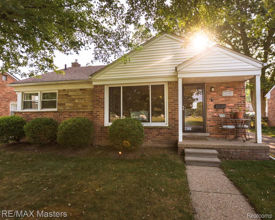15957 Fox, Redford, MI 48239