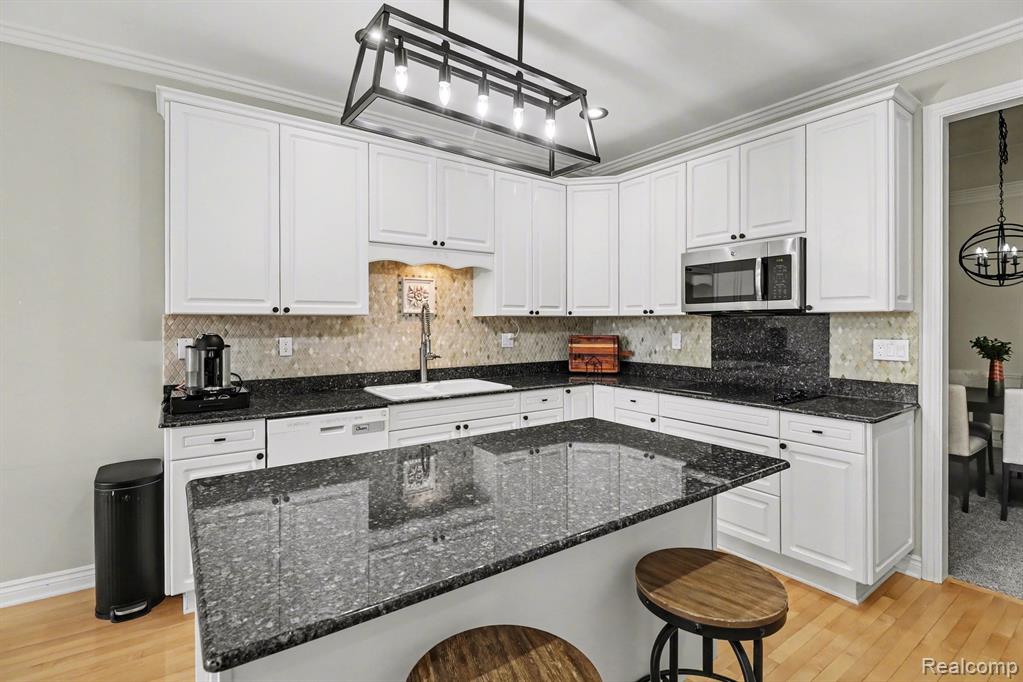 2869 Hastings Court, Oakland, MI 48306 — Photo 24