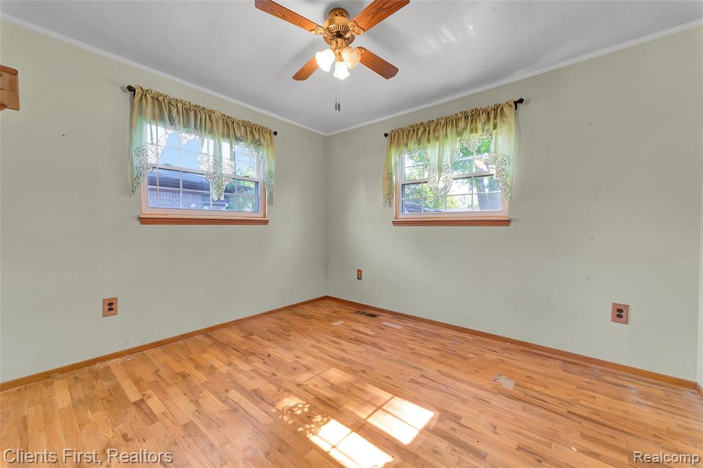 41527 Hamlin Street, Belleville, MI 48111 — Photo 17
