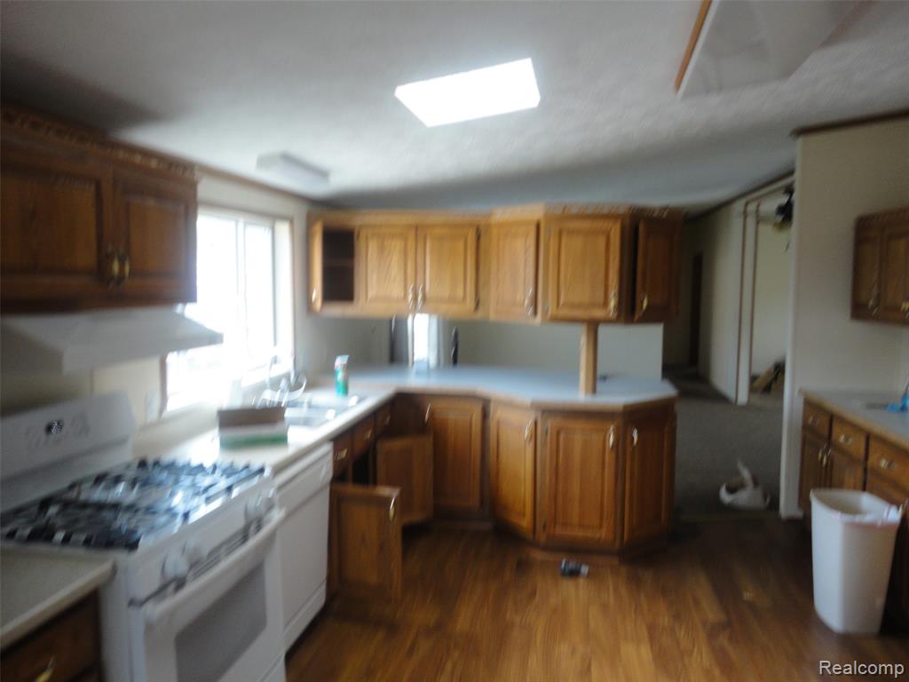 13463 Pear Street, Carleton, MI 48117 — Photo 9