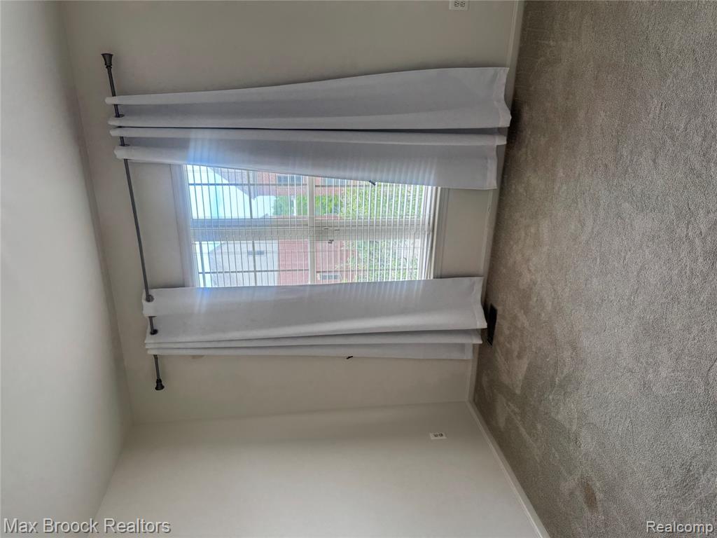537 Graten Street, Birmingham, MI 48009 — Photo 11