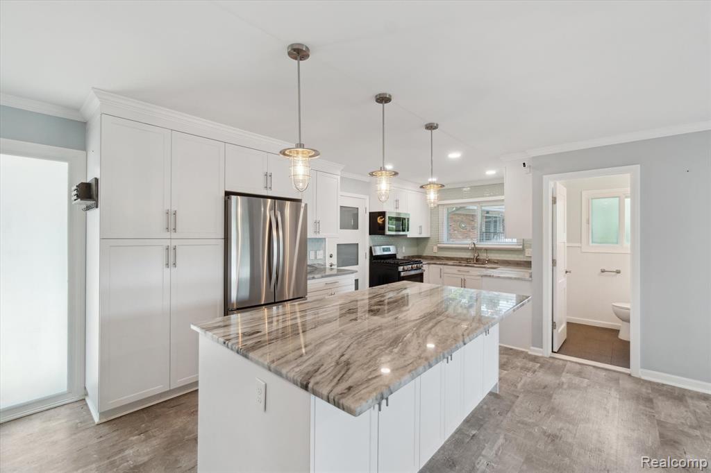 7262 Hatchery Road, Waterford, MI 48327 — Photo 5