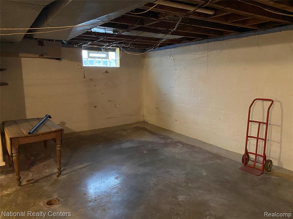 29118 Avondale Street, Inkster, MI 48141 — Photo 17