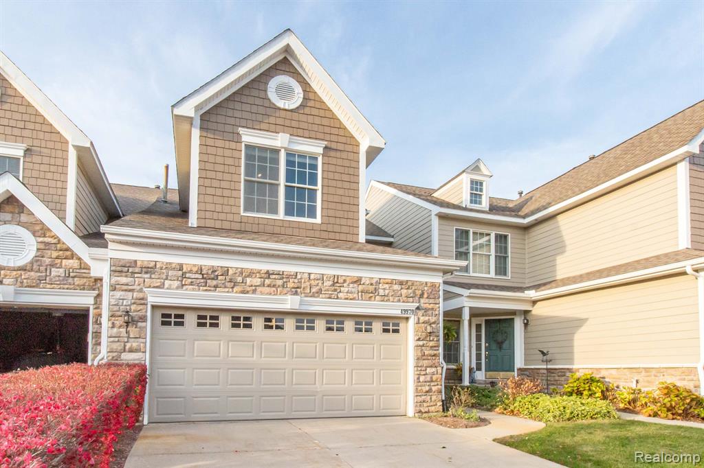 49970 BLACKBERRY Trail, Novi, MI — Photo 2