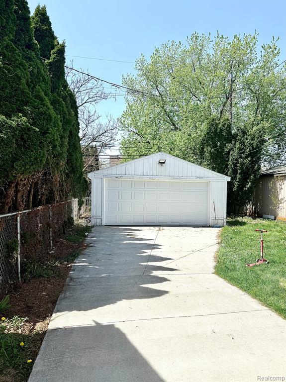 6101 ORCHARD Avenue, Dearborn, MI 48126 — Photo 19