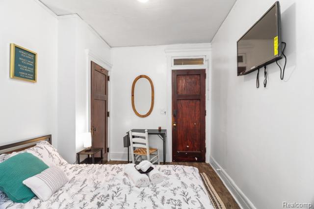 100 Chandler Street, Detroit, MI 48202 — Photo 17