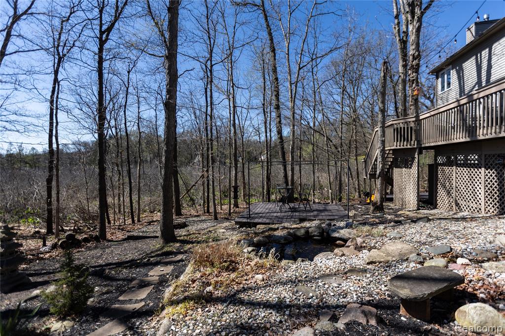7988 Hillside Lakes Drive, Brighton, MI 48116 — Photo 69