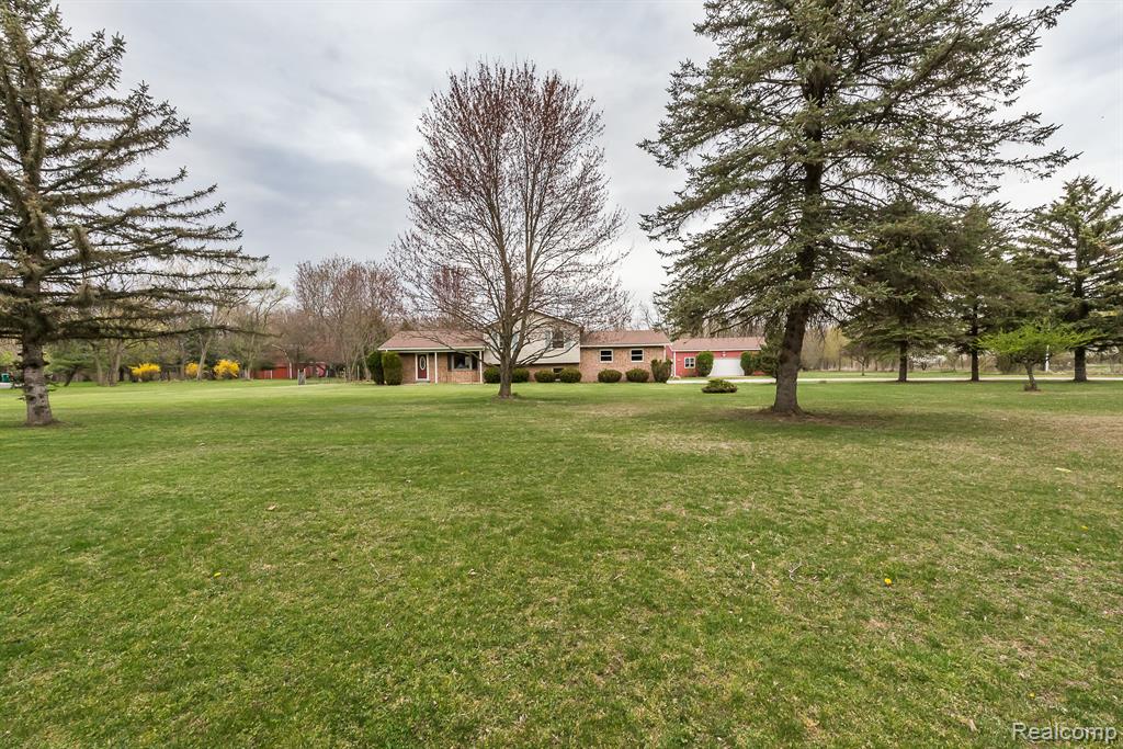 3672 W NORTH TERRITORIAL Road, Whitmore Lake, MI 48189 — Photo 40