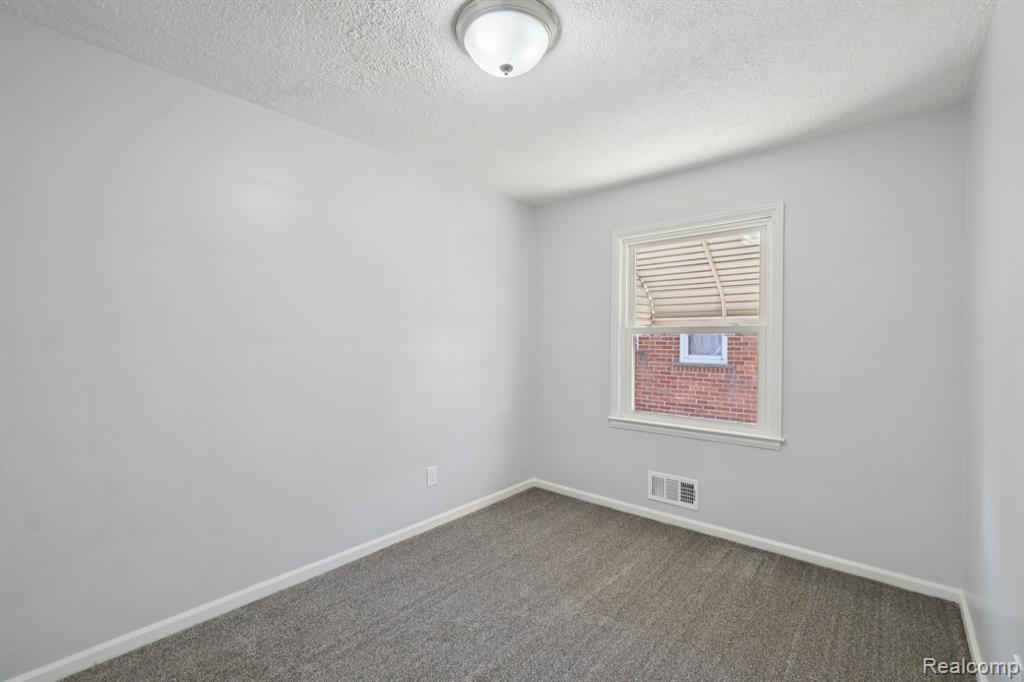 29720 Taylor Street, Saint Clair Shores, MI 48082 — Photo 11