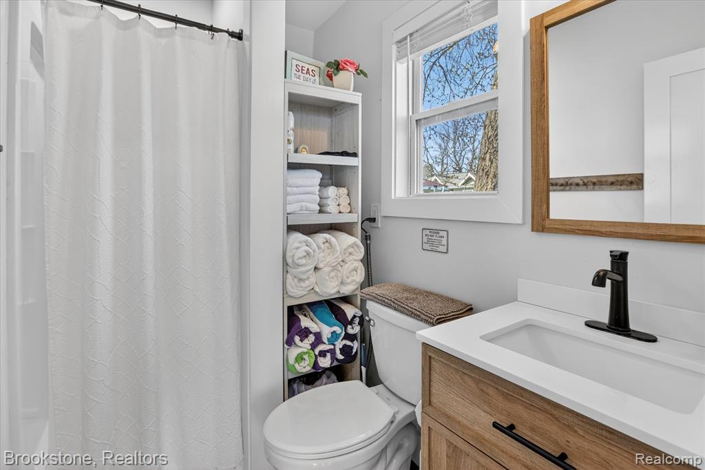 6330 W Houghton Lake Drive, Houghton Lake, MI 48629 — Photo 44