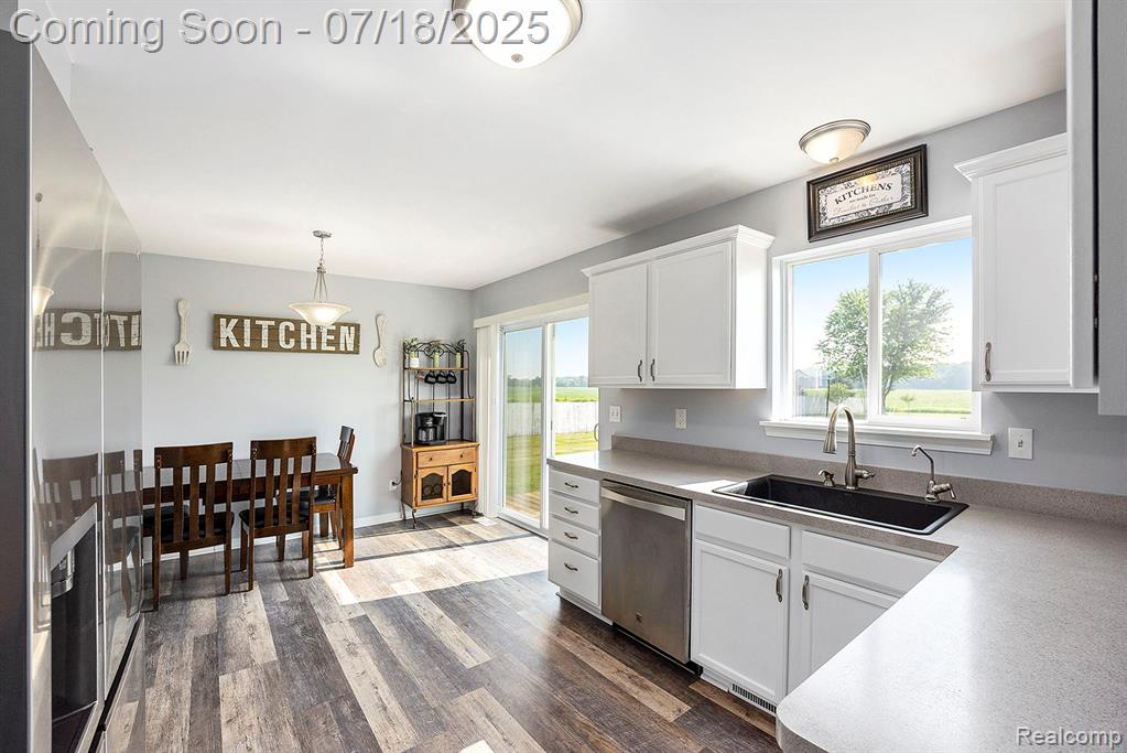 7419 Seymour Road, Swartz Creek, MI 48473 — Photo 8