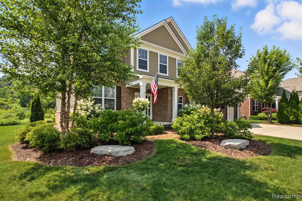 2066 Findley Circle, Lake Orion, MI — Photo 2