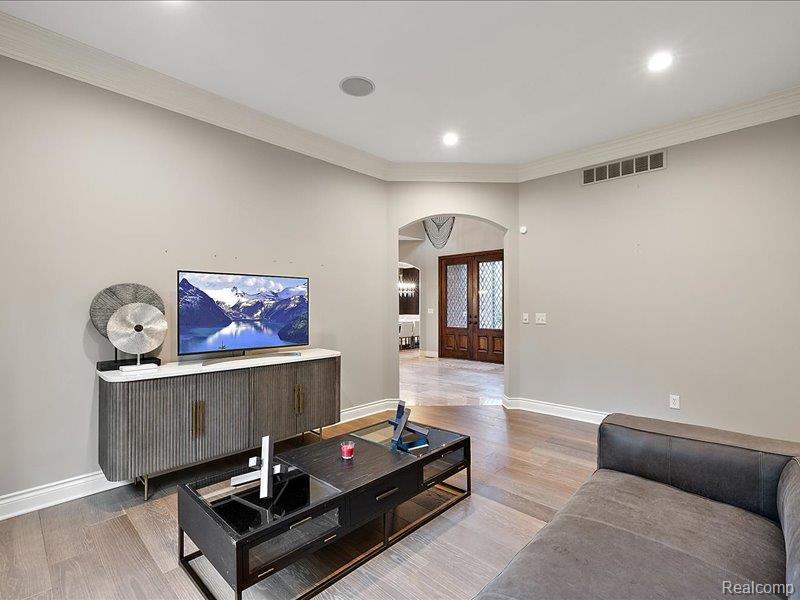44104 Verona Lane, Northville, MI 48168 — Photo 55
