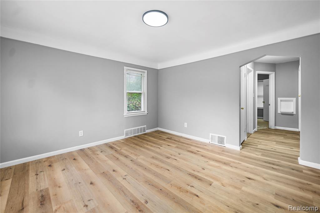 7484 Clayburn Street, Detroit, MI 48228 — Photo 9
