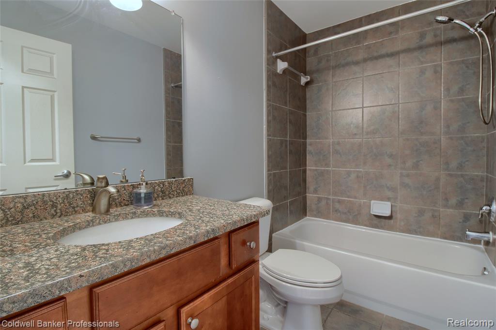 45973 Graystone Lane, Canton, MI 48187 — Photo 22