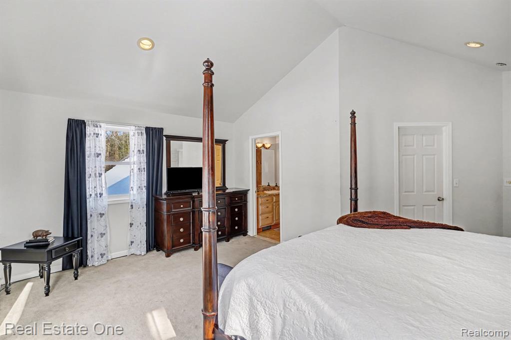 18403 Taylor Lake Road, Holly, MI 48442 — Photo 19
