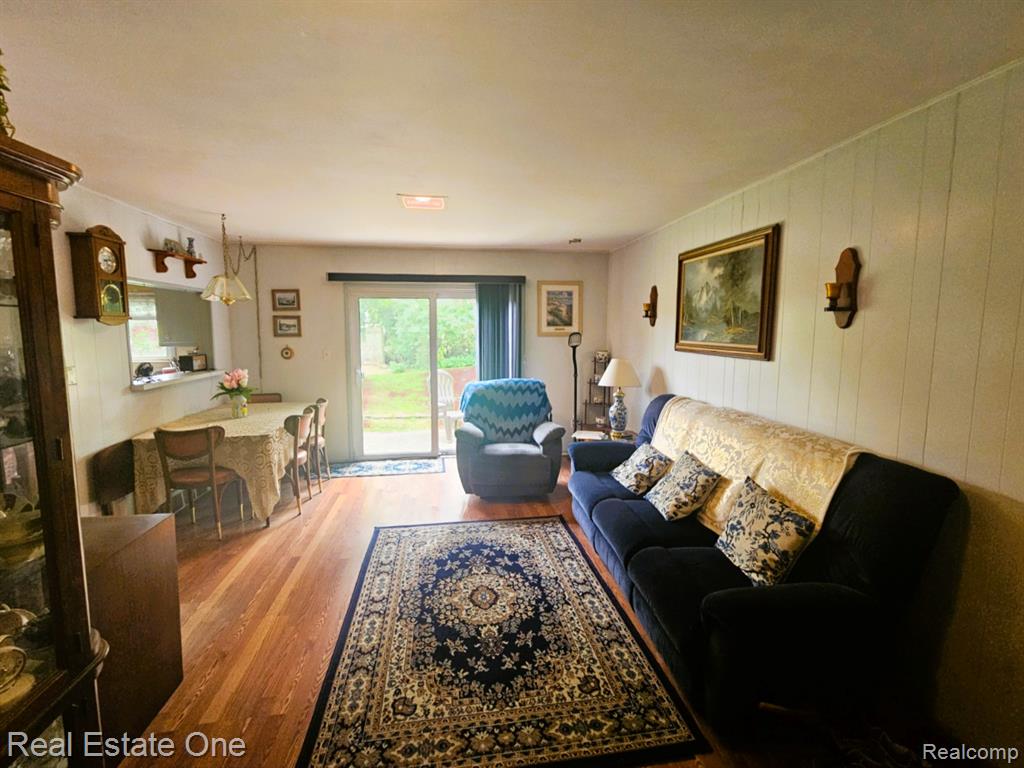 4415 Welland Drive, West Bloomfield, MI 48323 — Photo 3