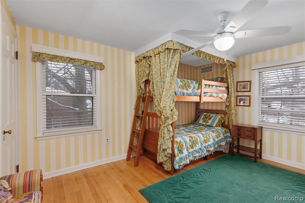 12935 Victoria Avenue, Huntington Woods, MI — Photo 31